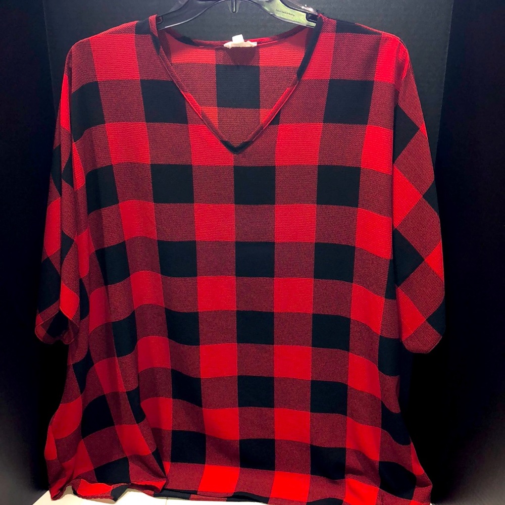 Women’s oversized Buffalo Plaid top